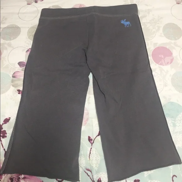 Abercrombie cropped sweatpants - Picture 4 of 4